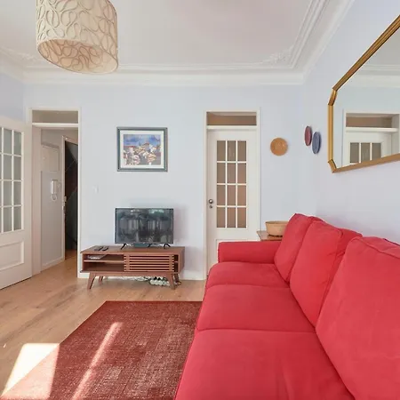 Amazing Terrace And Riverview In Historical شقة