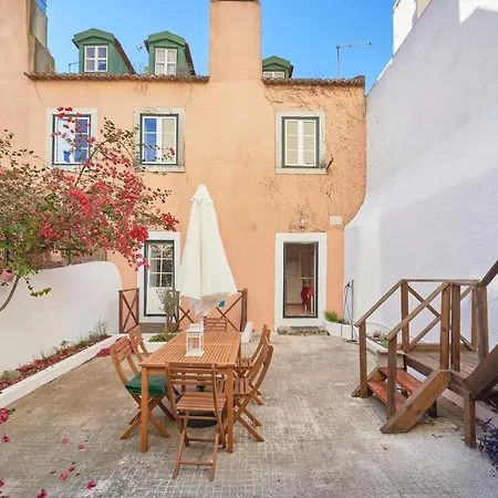 Apartment Amazing Terrace And Riverview In Historical *