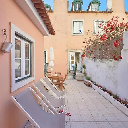 Amazing Terrace And Riverview In Historical *