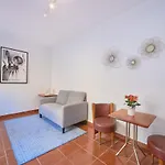 Amazing Terrace And Riverview In Historical * リスボン